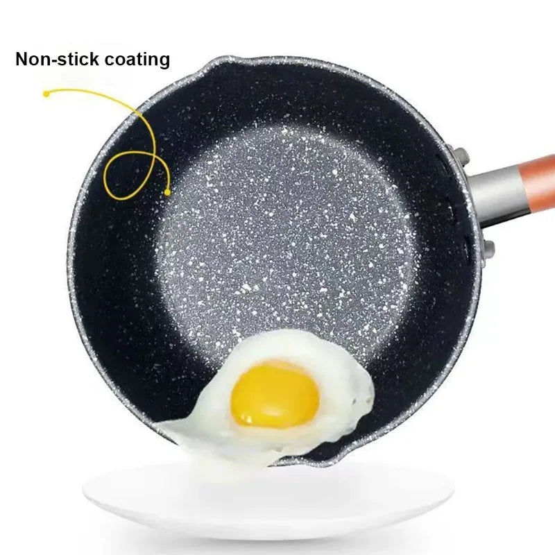 Non-Stick Saucepan with Pour Spout & Wooden Handle Non-Stick Saucepan Axl