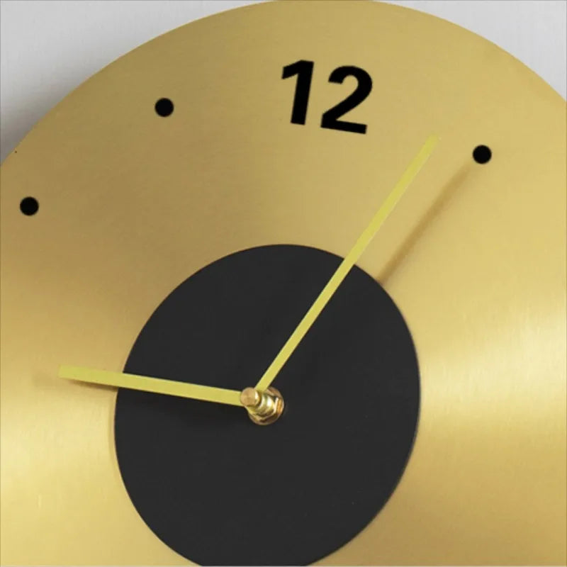 Modern Nordic Silent Wall Clock – Minimalist Gold Luxury Decor Silent Wall Clock Axl