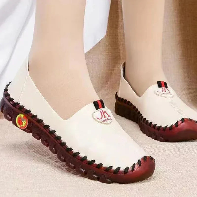 Women's Plus Size Slip-On Flat Shoes – Soft Sole Casual Platform Women's Flat Shoes Axl