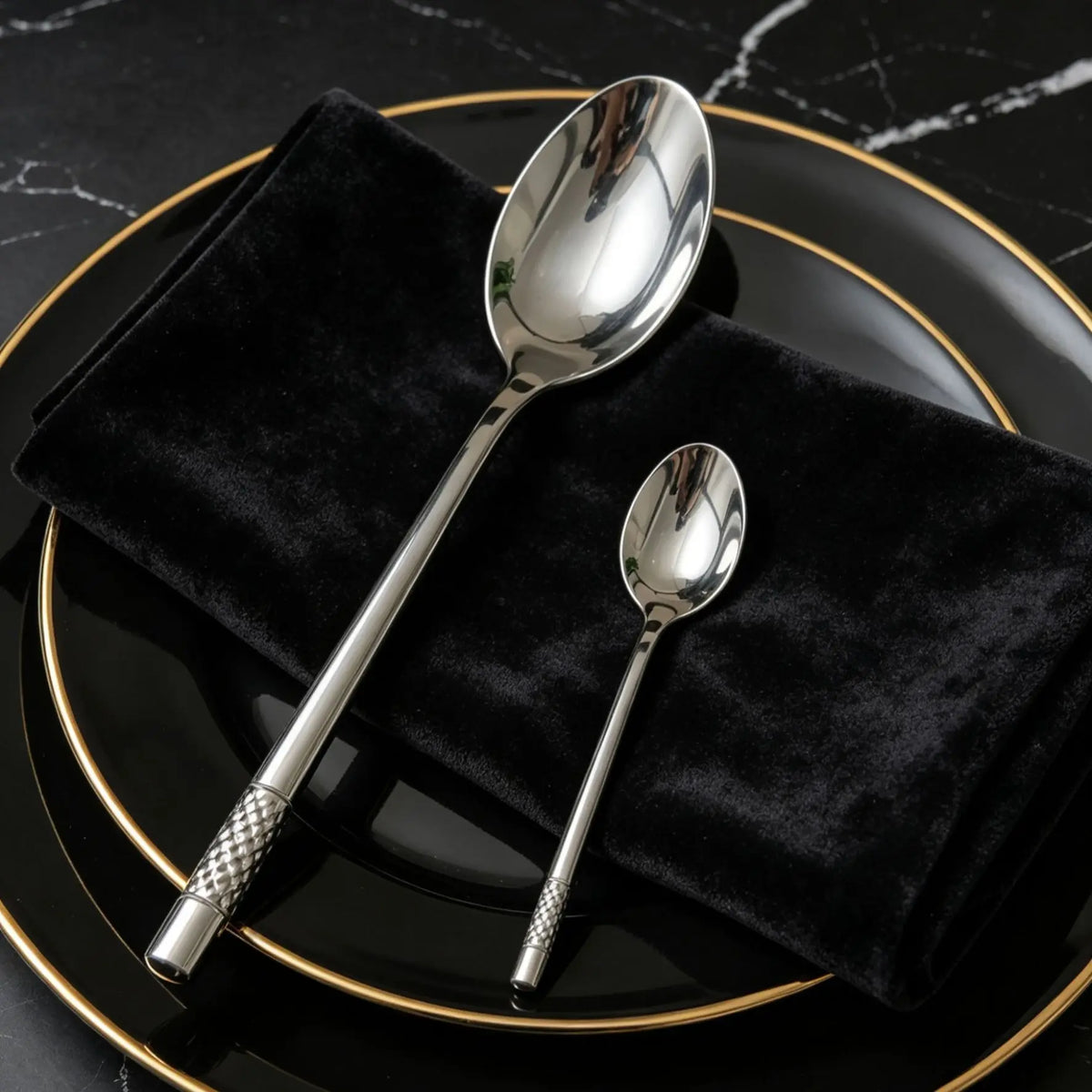 Stainless Steel Flatware Set – Steak Knife, Fork & Spoon Flatware Set Axl