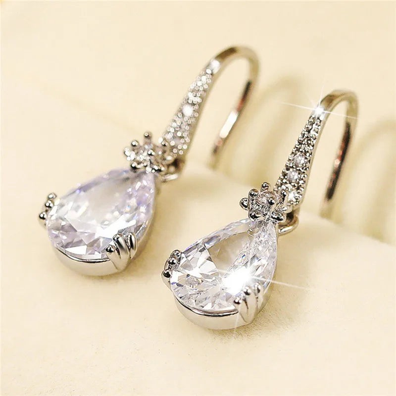 Huitan Women's CZ Geometric Dangle Earrings – Silver Tone Dangle Earrings Axl E501