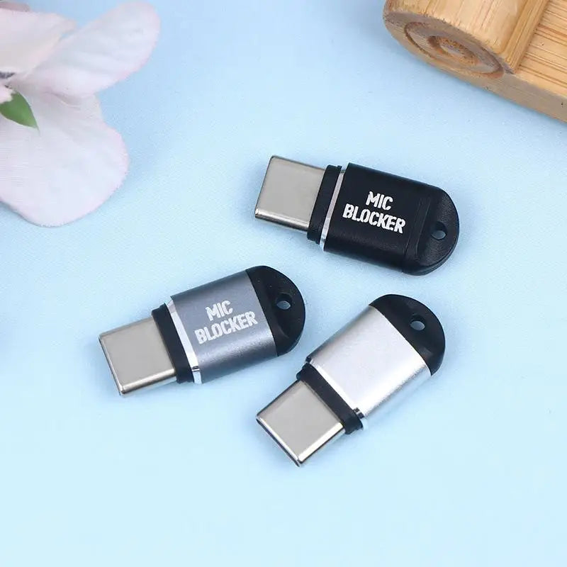 USB-C Microphone Blocker – MIC Lock Privacy Protector USB-C Privacy Blocker Axl