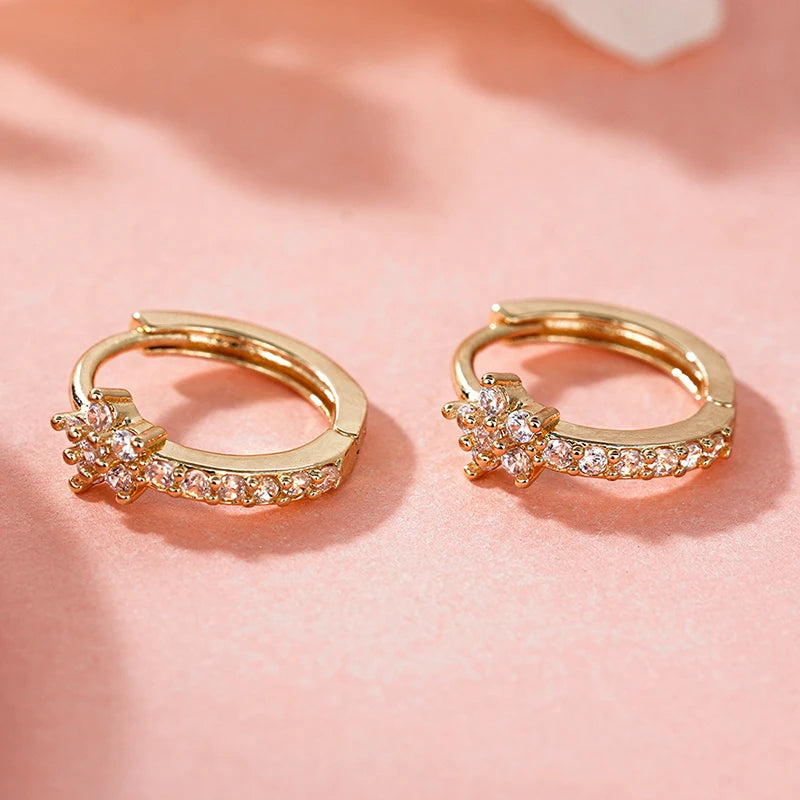 Huitan Dainty Flower Hoop Earrings – Micro Paved CZ Star Hoop Earrings Axl
