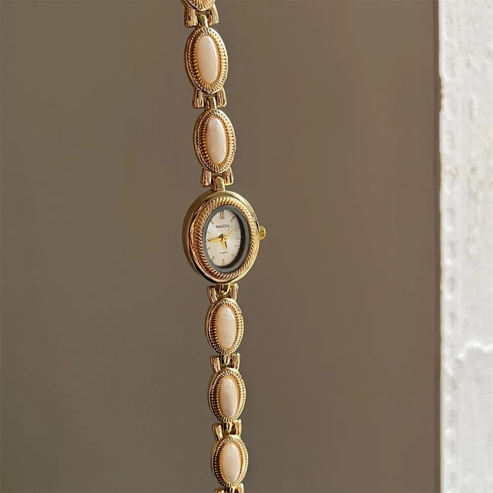 Luxury Oval Bracelet Watch – Vintage Gemstone Quartz Women Bracelet Watch Axl White