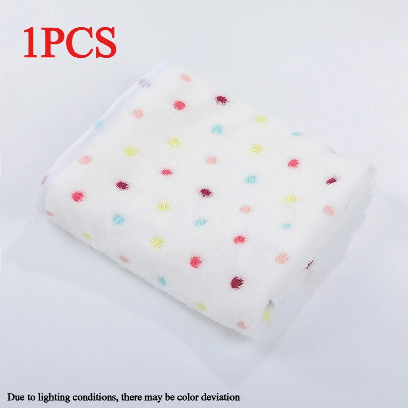 Soft Flannel Pet Blanket for Dogs & Cats | Cartoon Christmas Throw Pet Throw Blanket Axl P-1pcs 76x52cm