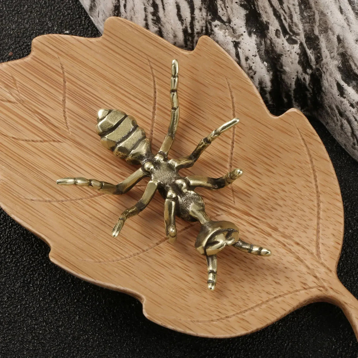 Brass Ant Figurines – Miniature Copper Insect Desk Ornament Miniature Figurine Axl