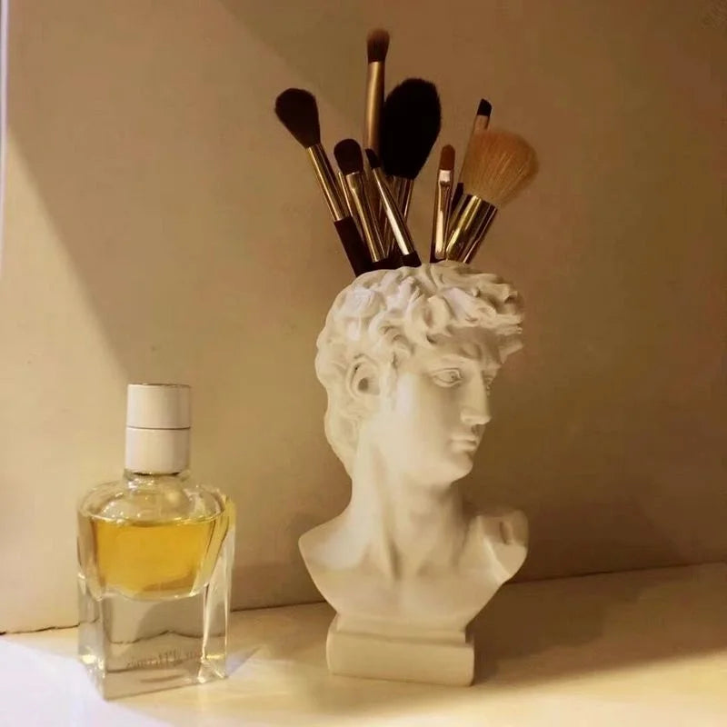 Nordic David Resin Vase – Flower Pot & Makeup Brush Holder Decorative Resin Vase Axl