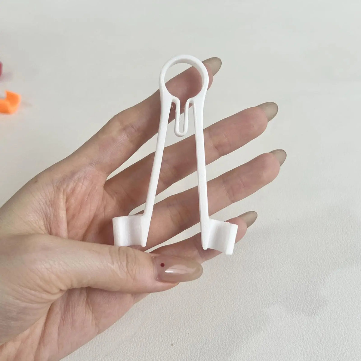 One-Handed Multimeter Probe Holder – 8mm Test Lead Clip Multimeter Probe Holder Axl
