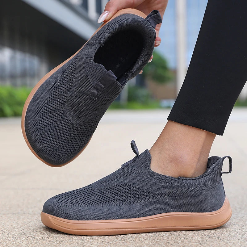 ZULIWAGN Breathable Mesh Slip-On Sneakers – Lightweight Men's Shoes Mesh Slip-On Sneakers Axl GRAY 36