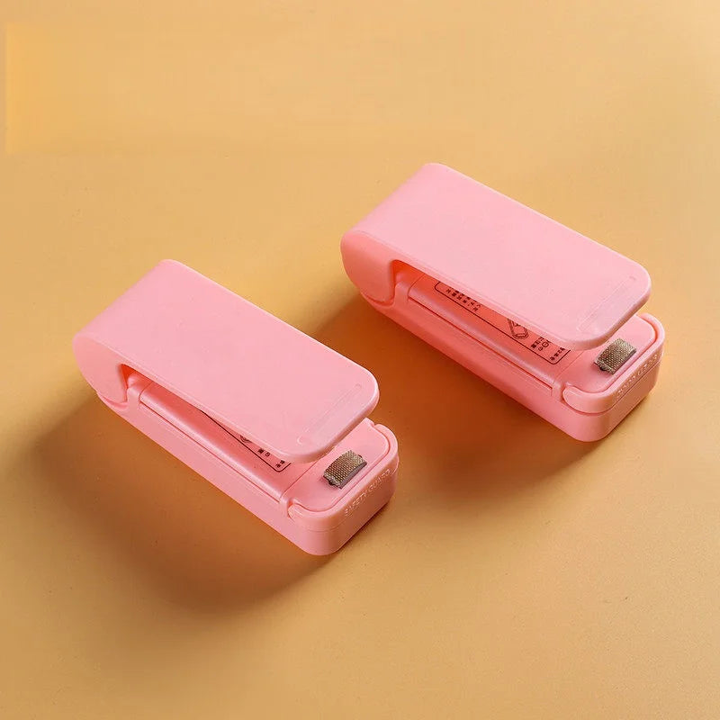 Portable Mini Electric Bag Sealer – Handheld Heat Resealer Handheld Bag Sealer Axl pink 2PC