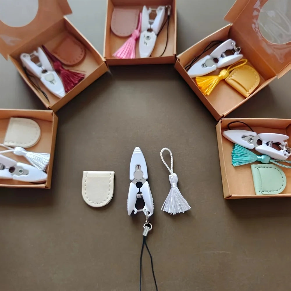 Mini Scissors with Charms – Ambidextrous Travel Sewing Scissors Craft Scissors Axl
