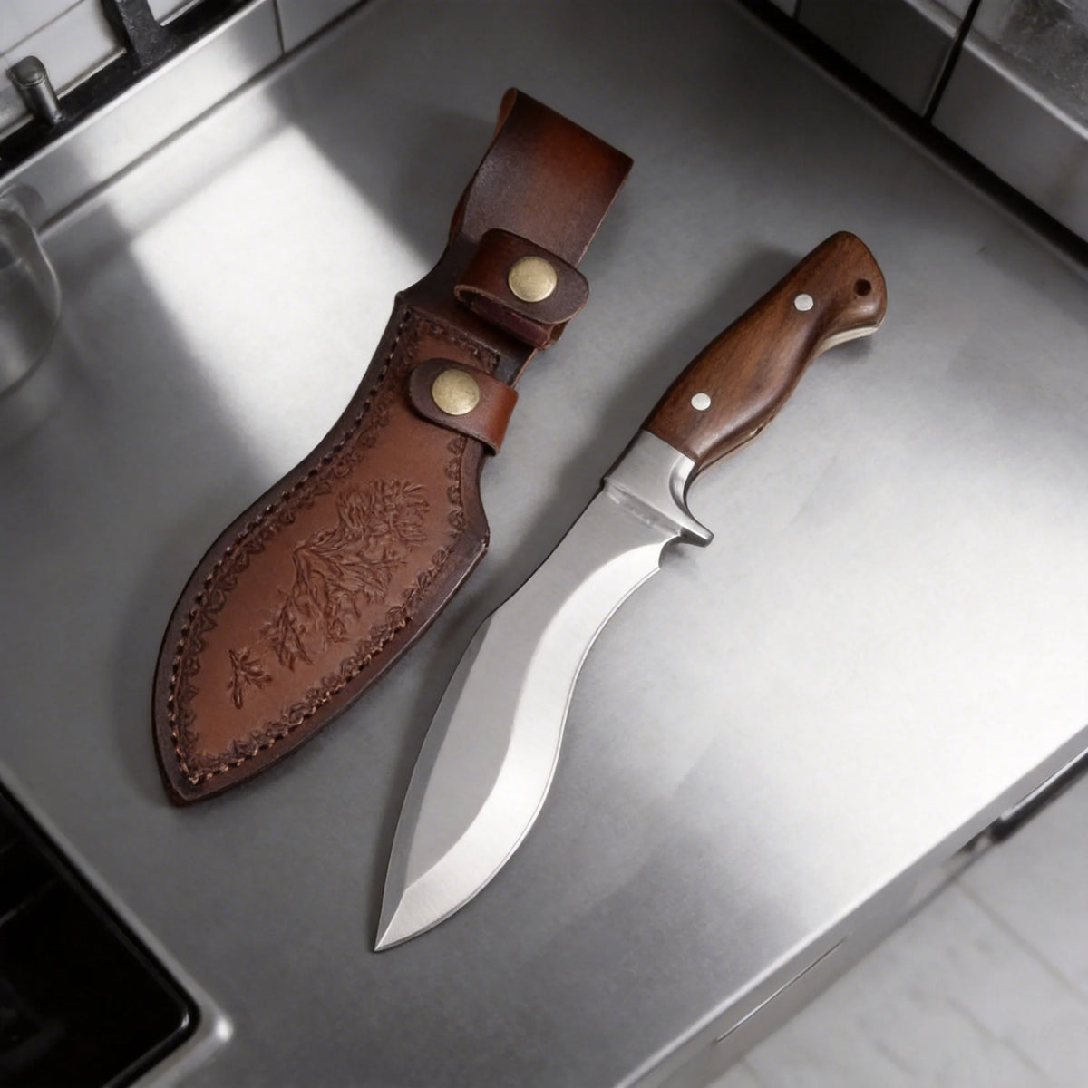 Carbon Steel Boning Knife with Wood Handle & Leather Scabbard Boning Knife Axl Kitchen knife