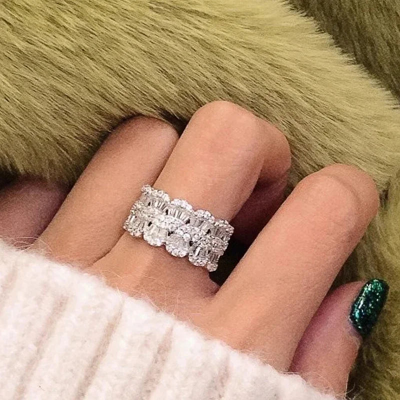 Huitan Cubic Zirconia Wedding Band Ring for Women | Pavé Wedding Band Ring Axl
