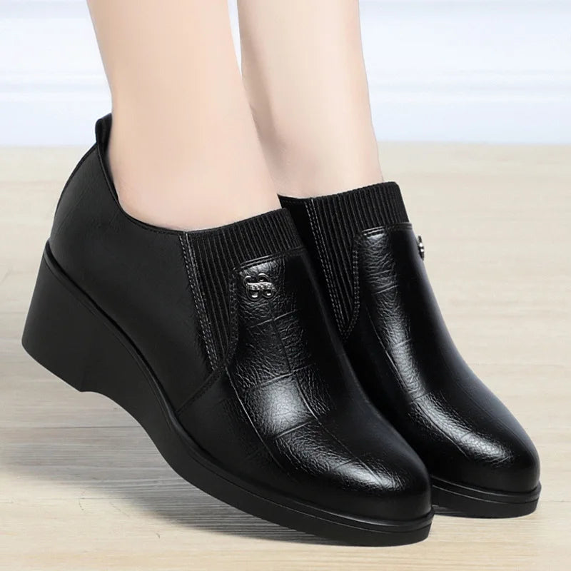 Women's Wedge Heel Slip-On Loafers – Soft Sole Casual Pumps Wedge Heel Loafers Axl Black 40
