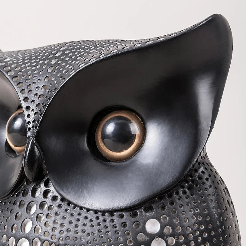 Resin Owl Statue – Modern Home Decor Figurine & Desk Ornament Decorative Figurine Axl