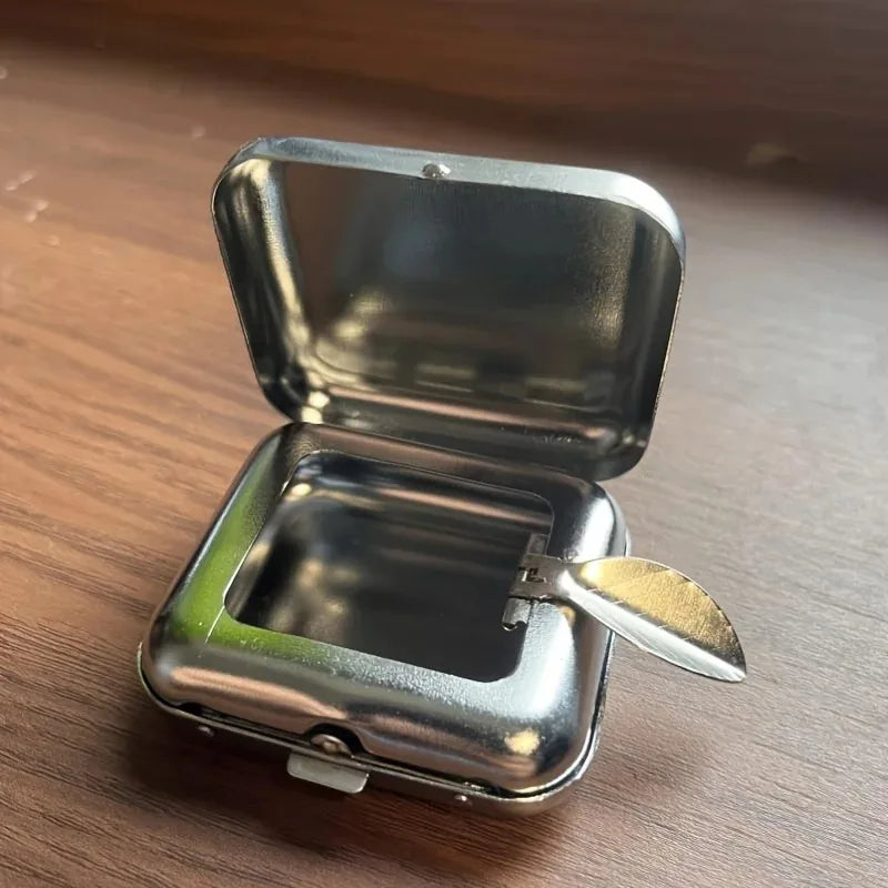 Portable Mini Metal Pocket Ashtray – Silver | Outdoor & Car Portable Pocket Ashtray Axl