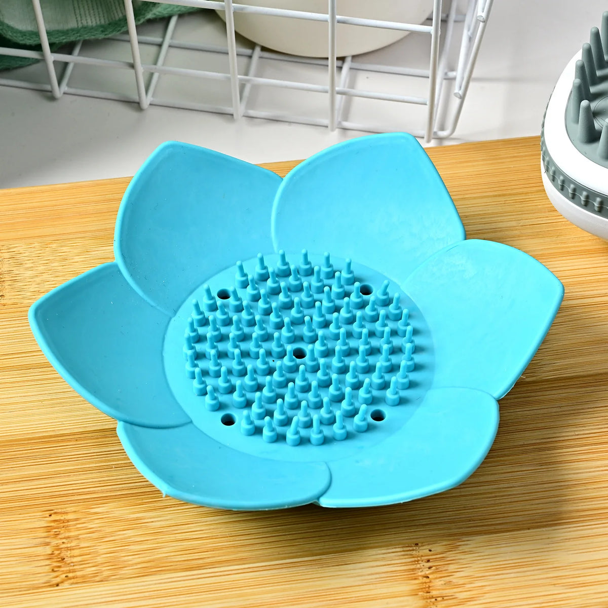 Silicone Lotus Soap Dish – Non-Slip, Easy-Clean Soap Tray Soap Dish Axl Blue