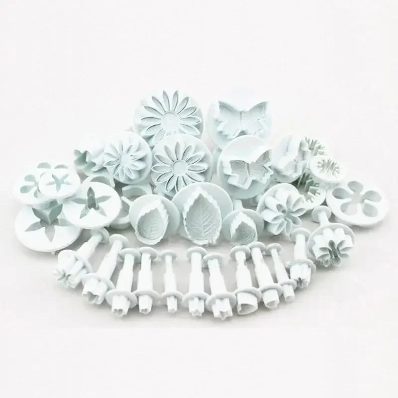 33-Piece Fondant Plunger Cutter Set – Cake Decorating Kit Fondant Cutter Set Axl WHITE
