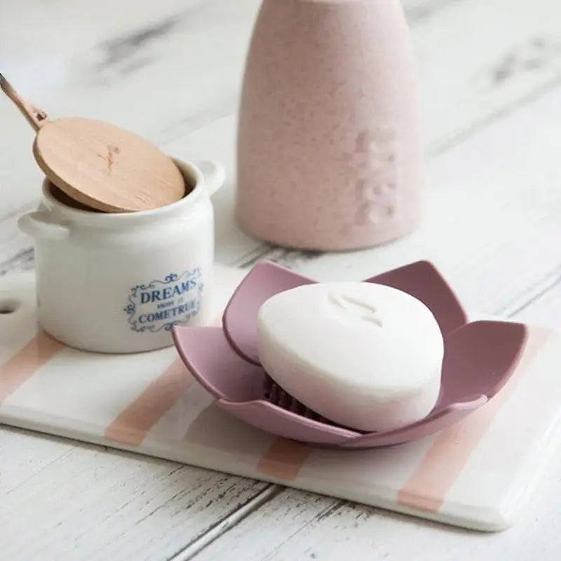 Silicone Lotus Soap Dish – Non-Slip, Easy-Clean Soap Tray Soap Dish Axl