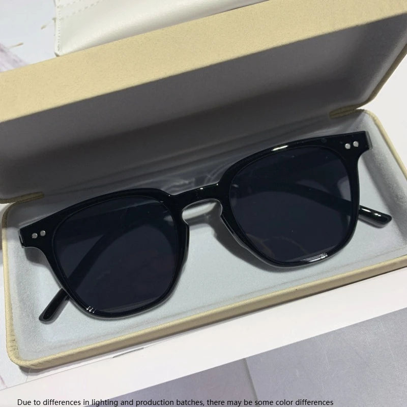Vintage Oversized Square Sunglasses for Women & Men | Retro Shades Oversized Sunglasses Axl C3