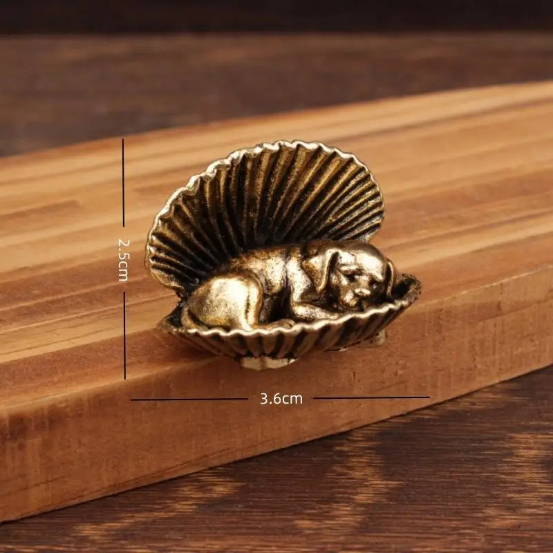 Retro Alloy Dachshund in Shell Figurine | Mini Desktop Ornament Decorative Figurine Axl