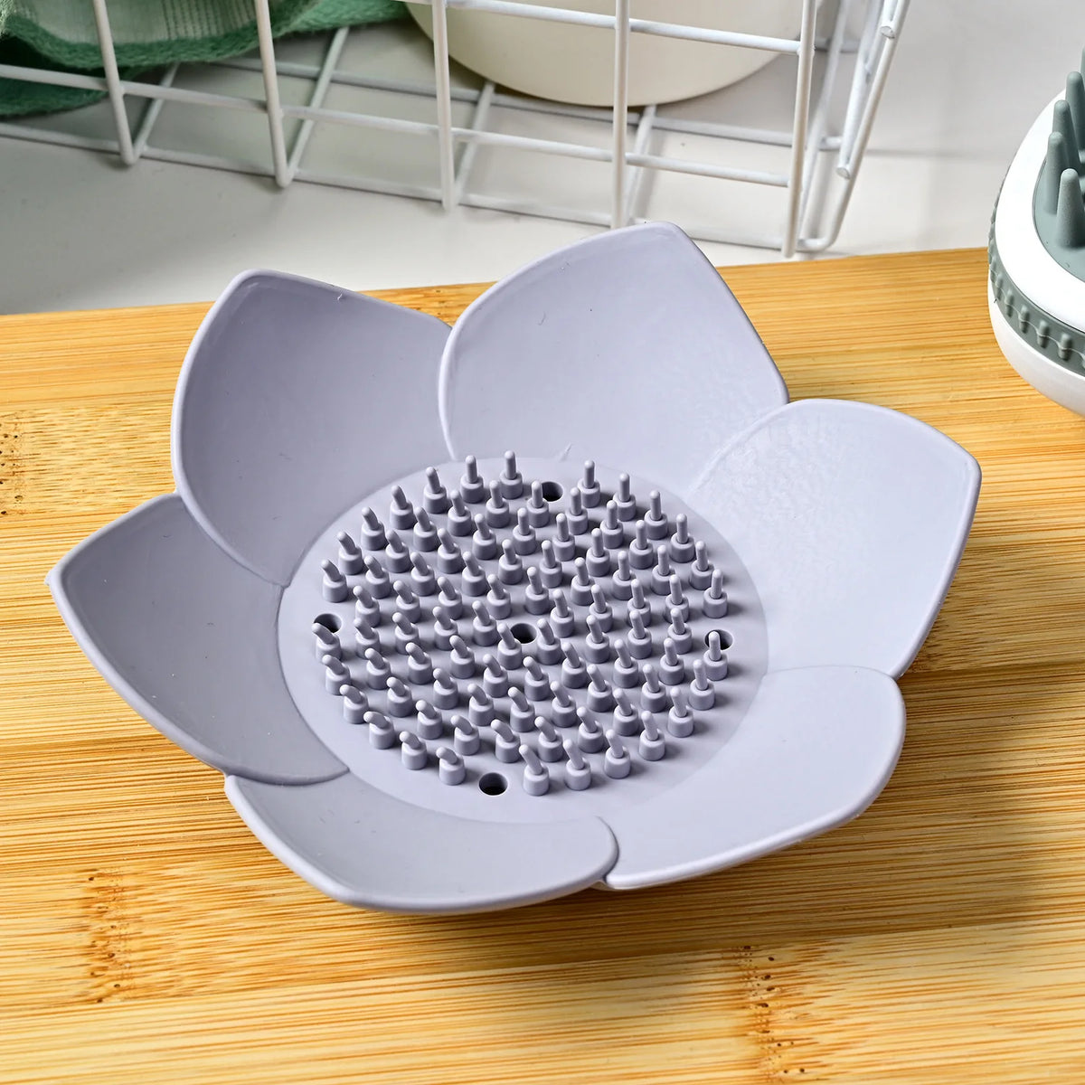 Silicone Lotus Soap Dish – Non-Slip, Easy-Clean Soap Tray Soap Dish Axl Grey
