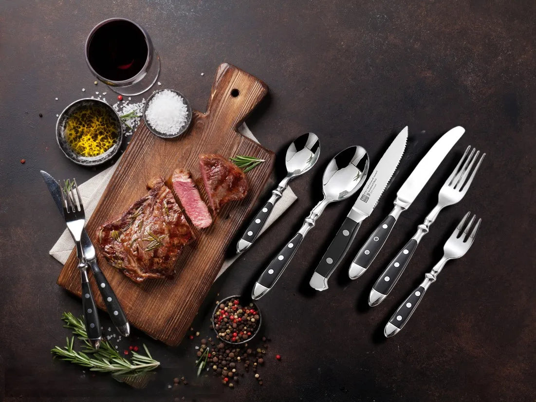 Classic Steak Knife Set – German Steel Serrated Blades Steak Knife Set Axl