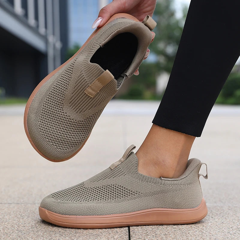ZULIWAGN Breathable Mesh Slip-On Sneakers – Lightweight Men's Shoes Mesh Slip-On Sneakers Axl Dark Khaki 36
