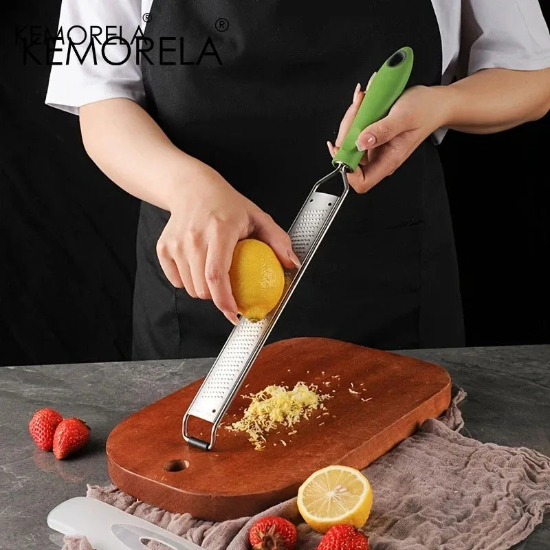 Stainless Steel Wire Cheese Grater – Anti-Slip Handle Kitchen Grater Axl