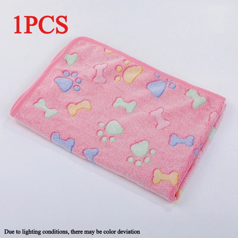 Soft Flannel Pet Blanket for Dogs & Cats | Cartoon Christmas Throw Pet Throw Blanket Axl E-1pcs 104x76cm