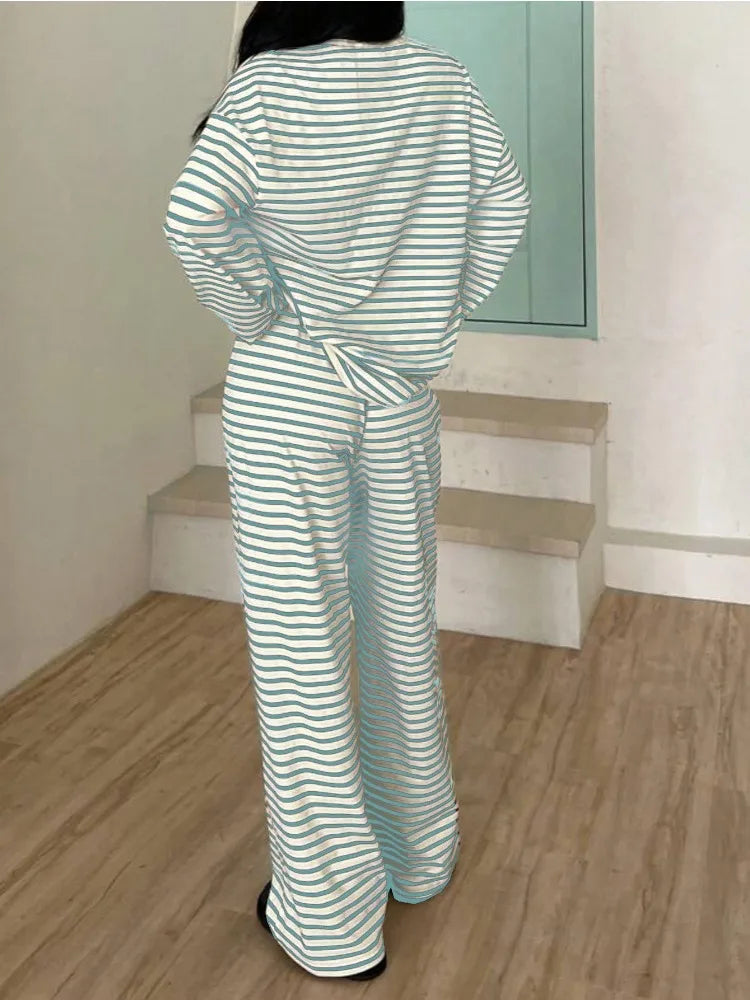 Women's Striped Pajama Set – Long Sleeve 2-Piece Loungewear Women's Pajama Set Axl