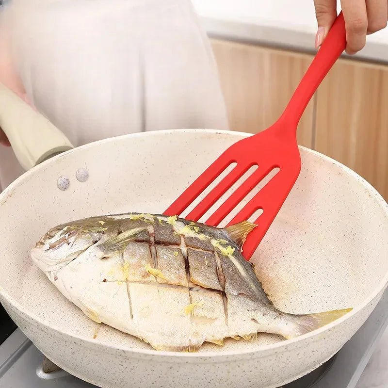 Silicone Spatula Turner – Egg & Fish Frying Pan Cooking Tool Silicone Spatula Turner Axl