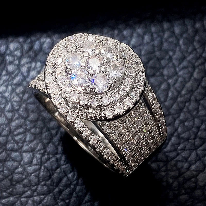 Huitan Women's CZ Wedding Ring – Sparkling Geometric Design Fashion Ring Axl