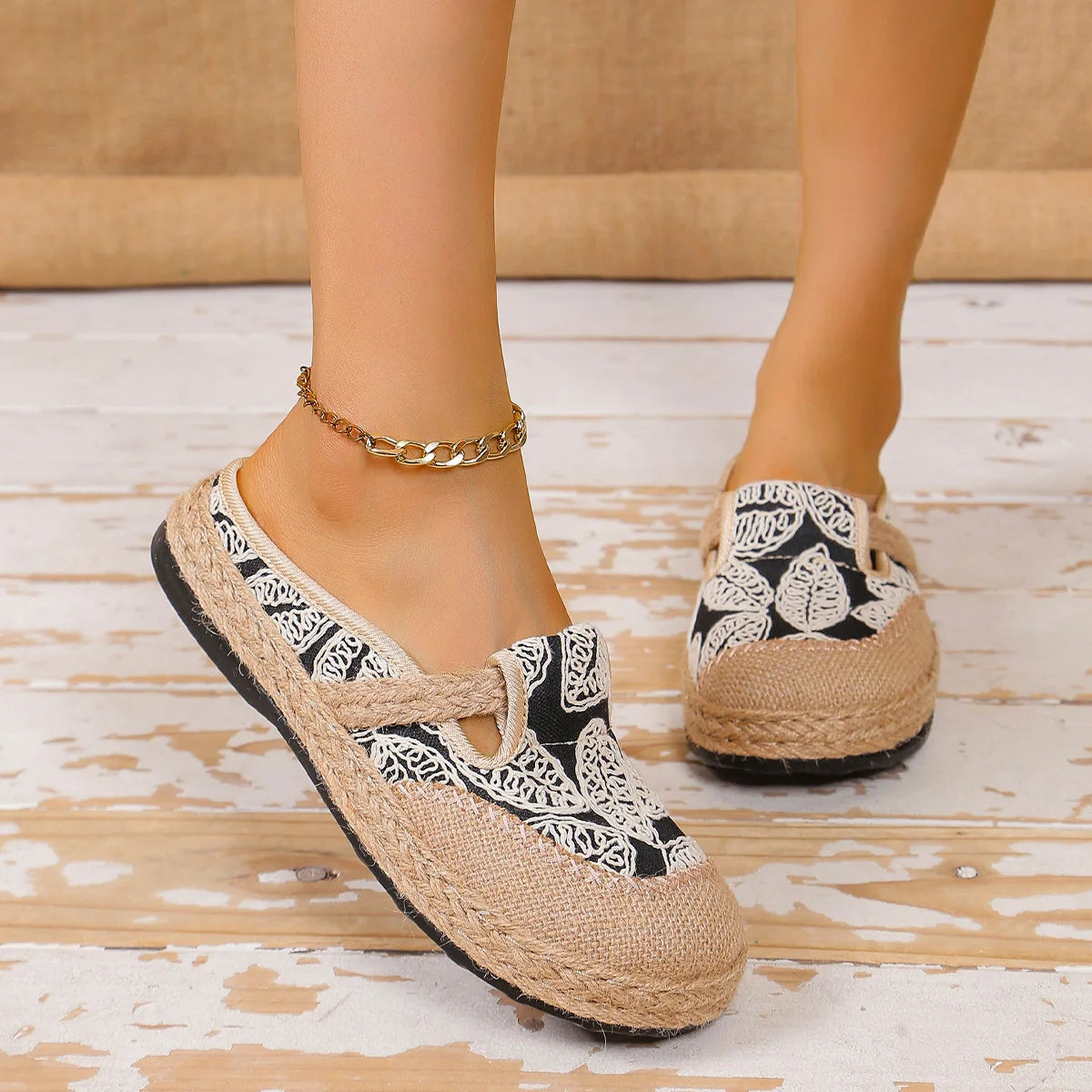 Women's Vintage Woven Embroidery Flat Slip-On Canvas Shoes Women's Canvas Flats Axl Black (half tray) 40