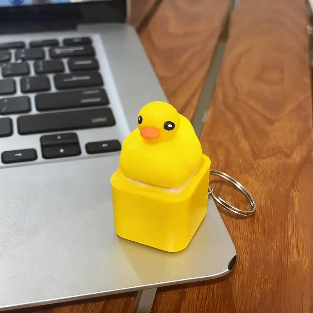 Cute Yellow Duck Keycap Keychain – Sound & Light 3D Charm Novelty Keychain Charm Axl