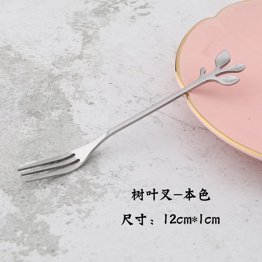 Leaf-Shaped Zinc Alloy Dessert Fork & Spoon | 12cm Cutlery Decorative Dessert Cutlery Axl fork-silver