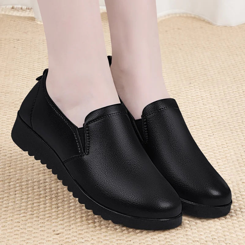Women's Waterproof Oil-Proof Work Shoes – Non-Slip Chef Flats Women's Work Flats Axl