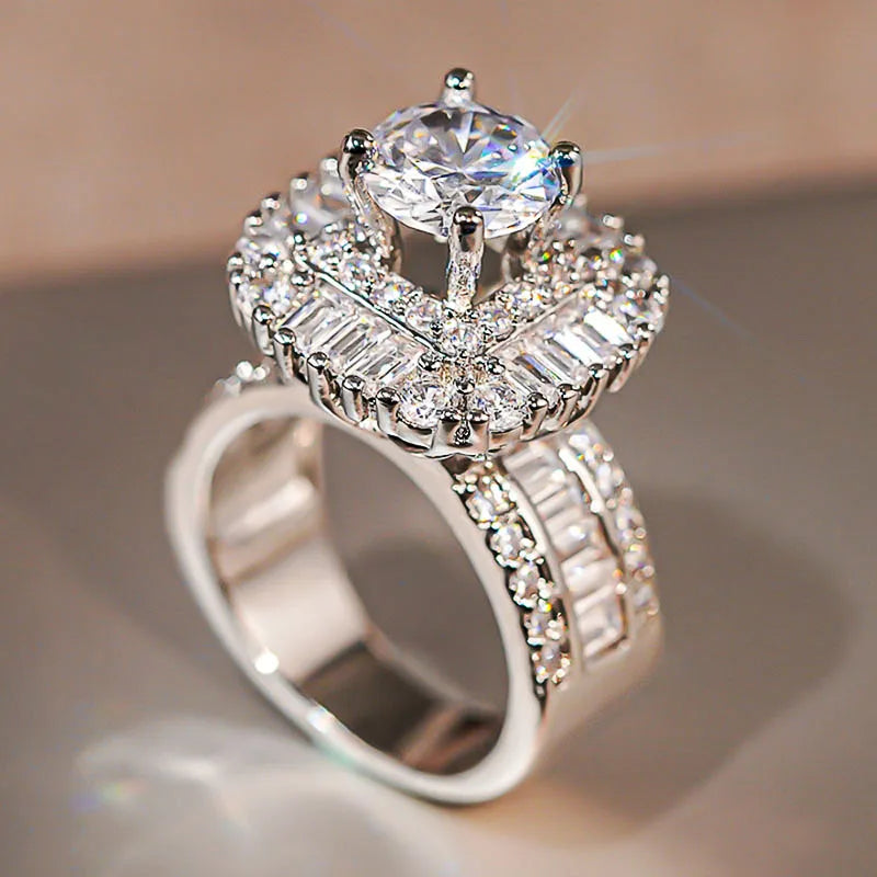 Huitan Cubic Zirconia Cocktail Ring – Women's Party Jewelry Cocktail Ring Axl