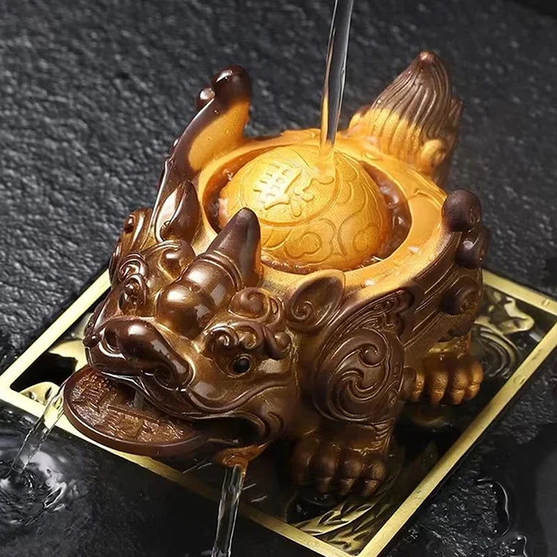 Pixiu Tea Pet Figurine – Water Spray & Color Changing Decor Tea Ceremony Figurine Axl