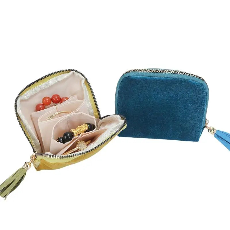 Soft Velvet Jewelry Pouch – 4-Slot Tassel Zipper Travel Bag Jewelry Storage Pouch Axl