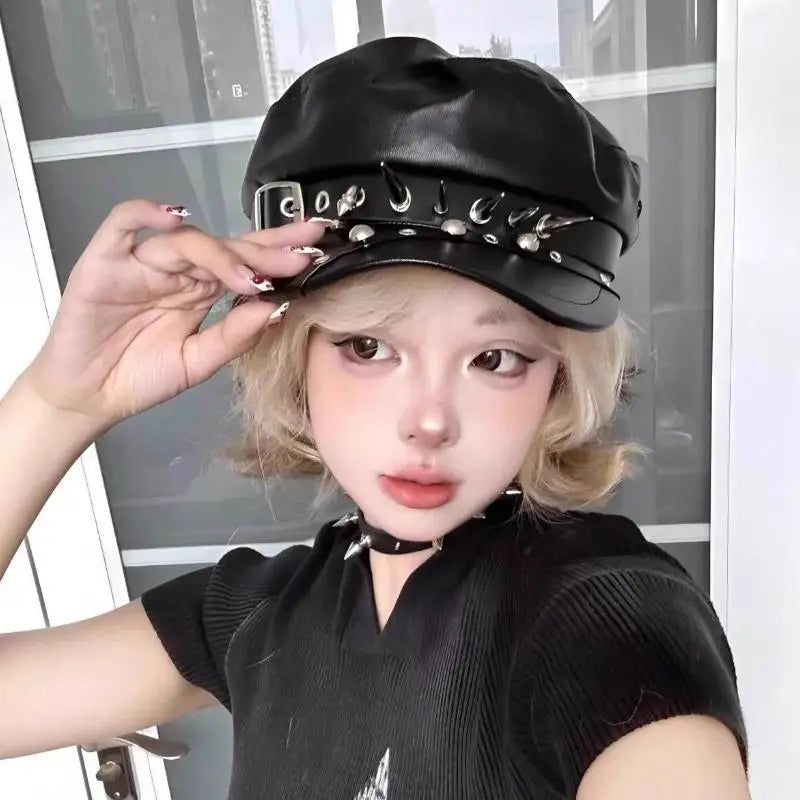 Vintage Rivet Beret – Y2K Gothic Faux Leather Flat Cap Women Faux Leather Beret Axl