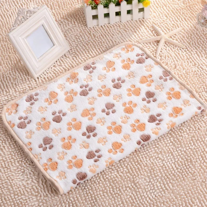 Soft Flannel Pet Blanket for Dogs & Cats | Cartoon Christmas Throw Pet Throw Blanket Axl