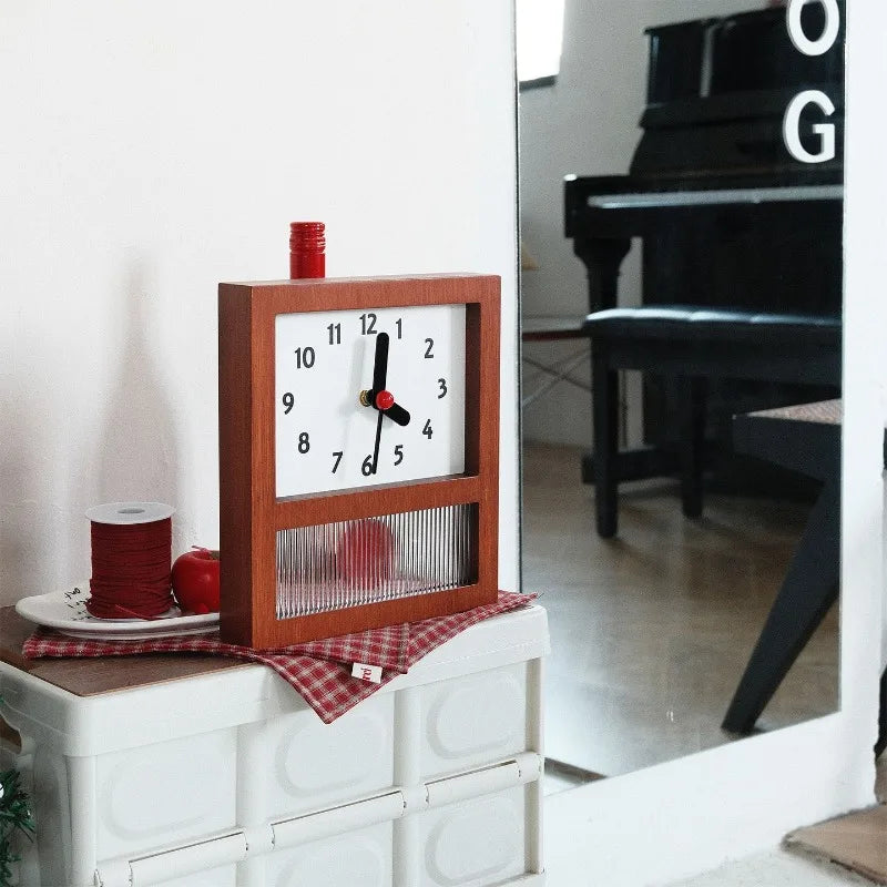 Wooden Swing Desk Clock | Modern Nordic Décor | Oeny Decorative Desk Clock Axl