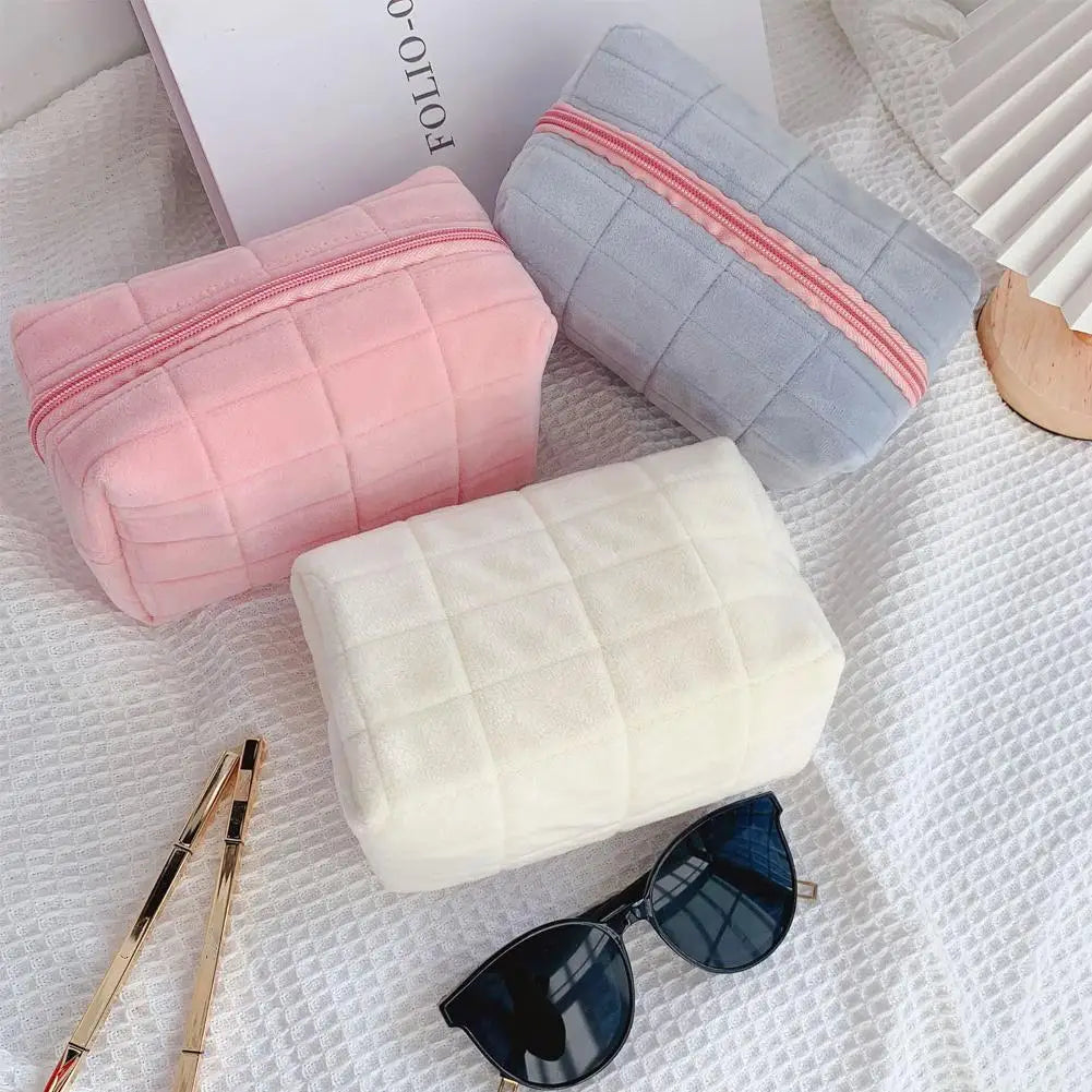 Plush Square Cosmetic Bag – Cute Puffy Makeup Travel Pouch Cosmetic Makeup Bag Axl