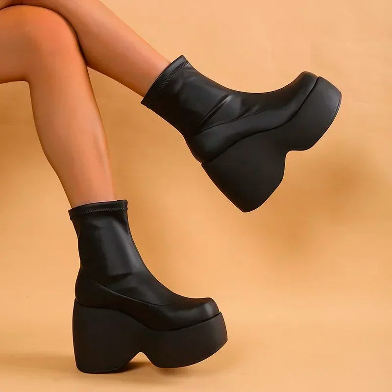 Gothic Chunky Platform Ankle Boots for Women | Sizes 35–43 Platform Ankle Boots Axl 618 black 35