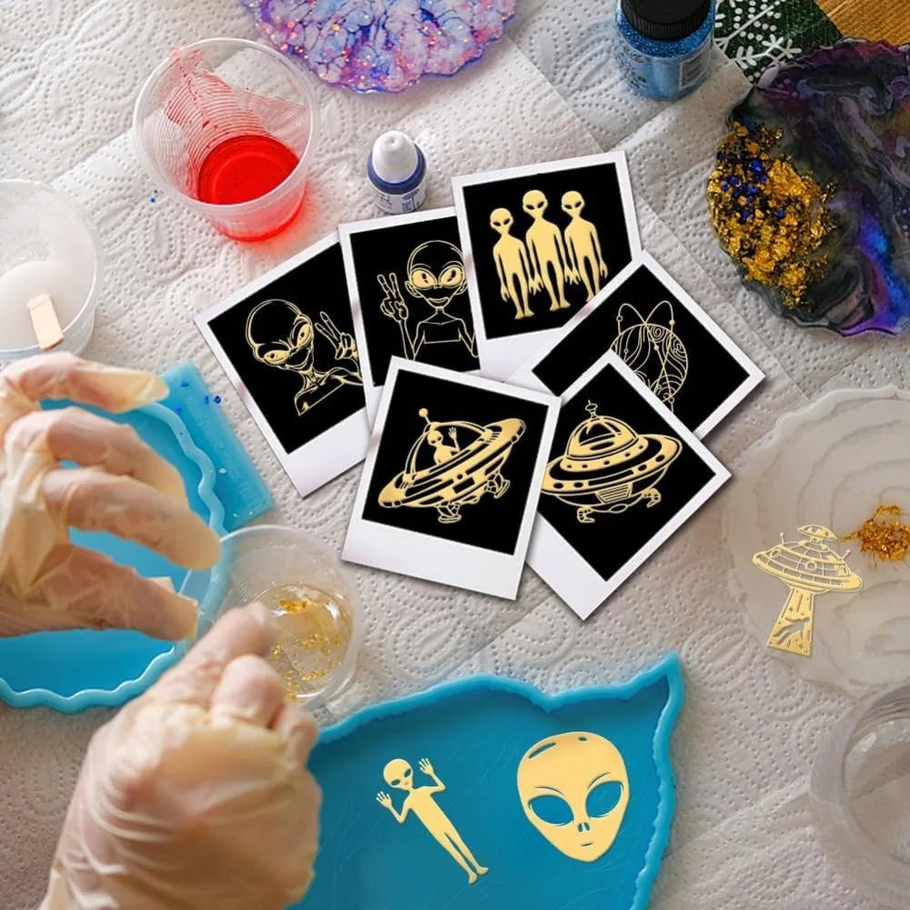 9-Piece Golden Metal Alien Stickers – Space UFO Epoxy DIY DIY Craft Stickers Axl