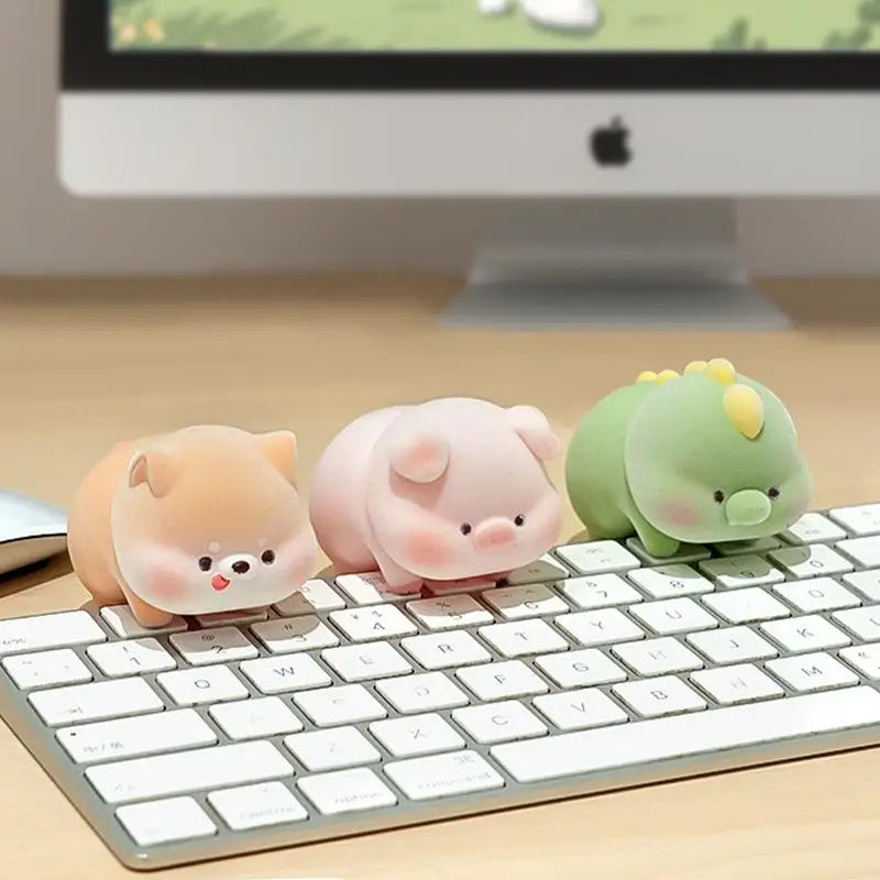 Cute Flocking Animal Desk Ornament – Monitor & Console Decor Desk Ornament Axl