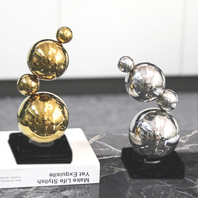 Nordic Metal Figurine – Luxury Minimalist Home Décor Sculpture Decorative Figurine Axl