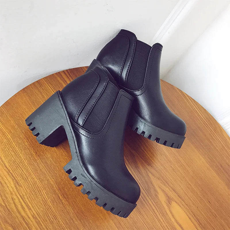Women's Round Toe Ankle Boots – Thick Sole Square Heel Women's Ankle Boots Axl