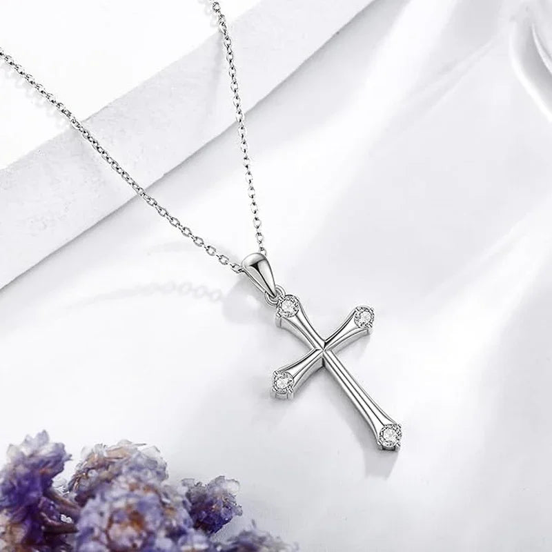 Huitan CZ Cross Pendant Necklace – Silver O-Chain for Women Pendant Necklace Axl